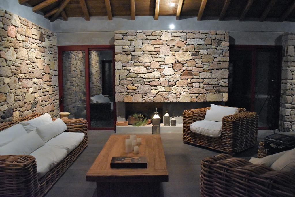 Villa Molivos Views Mythimna Exterior photo